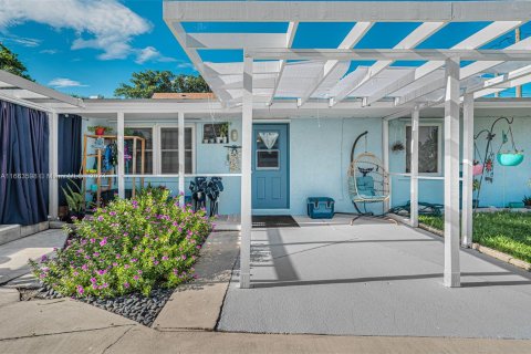 Immobilier commercial à vendre à Hutchinson Island South, Floride: 195.28 m2 № 1374322 - photo 6