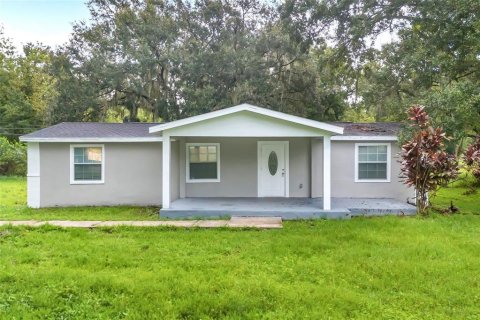 House in Lakeland, Florida 3 bedrooms, 111.48 sq.m. № 1356593 - photo 1