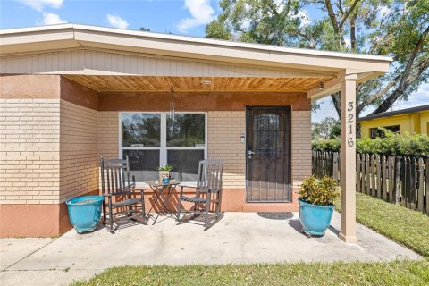 Casa en venta en Tampa, Florida, 3 dormitorios, 97.27 m2 № 1410224 - foto 8