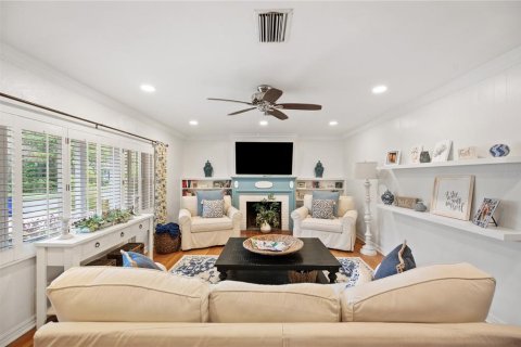 Casa en venta en Lakeland, Florida, 3 dormitorios, 199 m2 № 960858 - foto 11