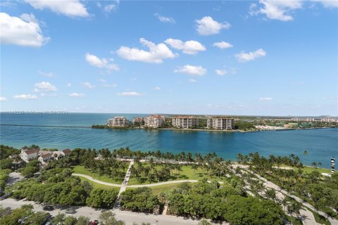 Condo in Miami Beach, Florida, 3 bedrooms  № 1321747 - photo 9