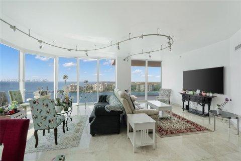 Condo in Miami Beach, Florida, 3 bedrooms  № 1321747 - photo 7