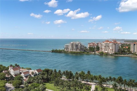 Condo in Miami Beach, Florida, 3 bedrooms  № 1321747 - photo 26