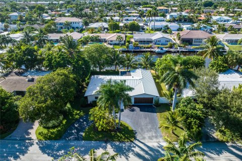 Villa ou maison à vendre à Lighthouse Point, Floride: 3 chambres, 159.23 m2 № 761249 - photo 16