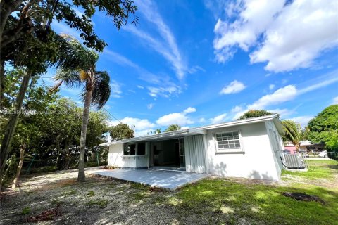 Villa ou maison à vendre à Pompano Beach, Floride: 3 chambres, 95.5 m2 № 1289297 - photo 22