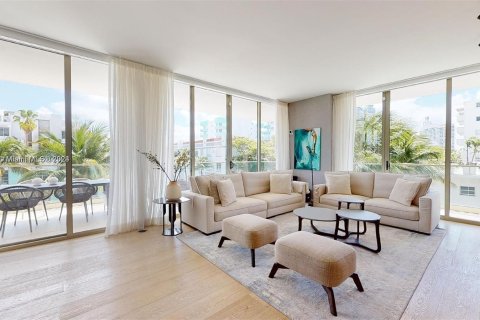 Copropriété à vendre à Miami Beach, Floride: 2 chambres, 130.25 m2 № 951965 - photo 3