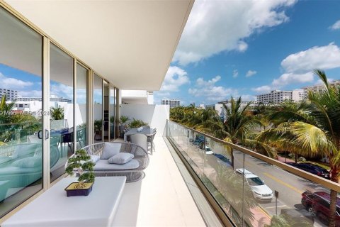 Copropriété à vendre à Miami Beach, Floride: 2 chambres, 130.25 m2 № 951965 - photo 28