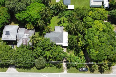 House in Homestead, Florida 3 bedrooms, 92.9 sq.m. № 1351917 - photo 25