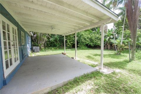 Villa ou maison à louer à Homestead, Floride: 3 chambres, 92.9 m2 № 1351917 - photo 15