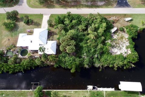 Terrain à vendre à Punta Gorda, Floride № 872625 - photo 7