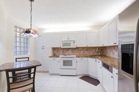 Condo in Coconut Creek, Florida, 3 bedrooms  № 1173131 - photo 25