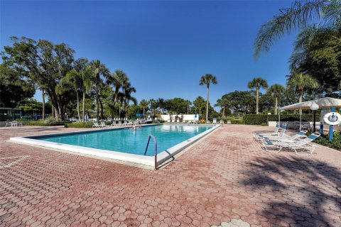 Copropriété à vendre à Pompano Beach, Floride: 3 chambres, 147.71 m2 № 1173130 - photo 17