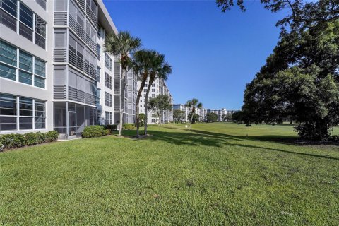 Copropriété à vendre à Pompano Beach, Floride: 3 chambres, 147.71 m2 № 1173130 - photo 1