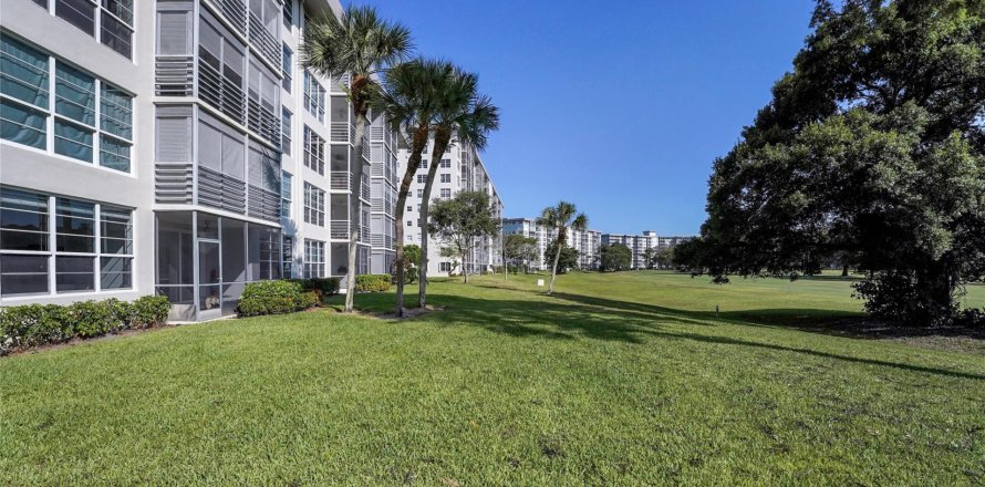 Condominio en Pompano Beach, Florida, 3 dormitorios  № 1173130