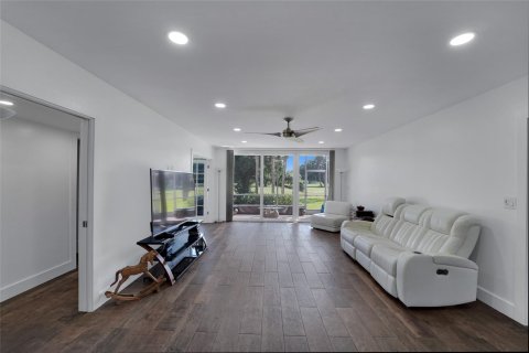 Copropriété à vendre à Pompano Beach, Floride: 3 chambres, 147.71 m2 № 1173130 - photo 6