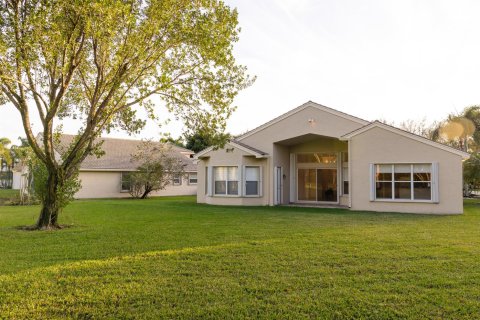 Villa ou maison à vendre à Lake Worth, Floride: 4 chambres, 247.86 m2 № 1173134 - photo 9