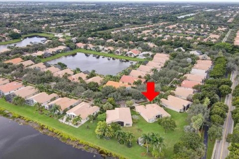 Villa ou maison à vendre à Lake Worth, Floride: 4 chambres, 247.86 m2 № 1173134 - photo 6