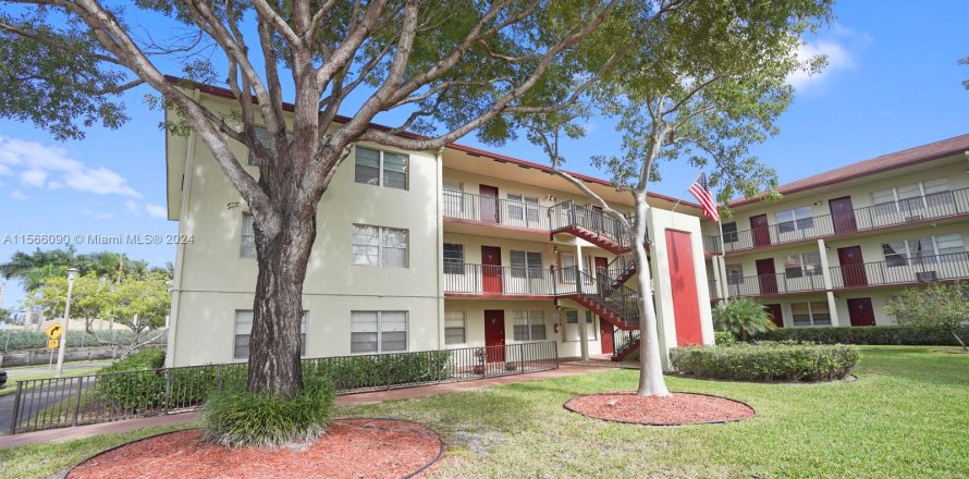 Condo à Pembroke Pines, Floride, 2 chambres  № 1102708