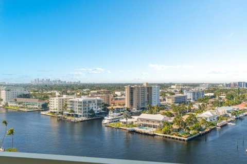 Condo in Fort Lauderdale, Florida, 2 bedrooms  № 987135 - photo 12