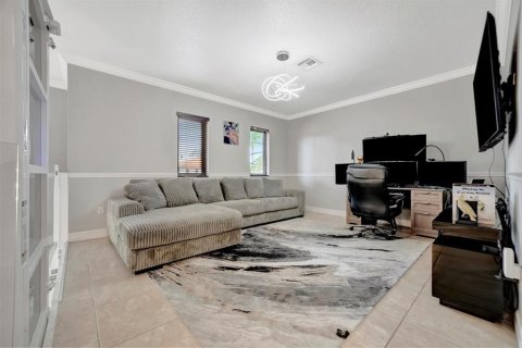 House in Miami, Florida 5 bedrooms, 319.49 sq.m. № 1339354 - photo 6