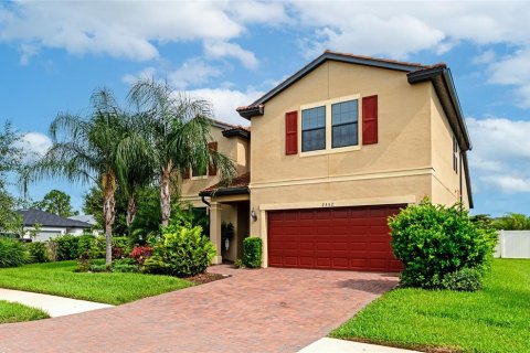 House in North Port, Florida 5 bedrooms, 265.42 sq.m. № 1280019 - photo 1