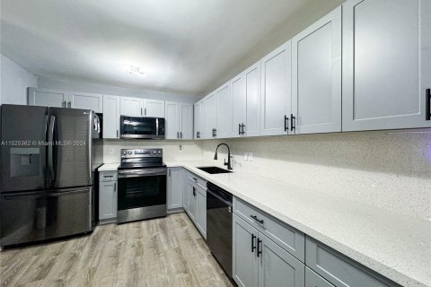 Condominio en venta en Homestead, Florida, 2 dormitorios, 100.71 m2 № 997676 - foto 11