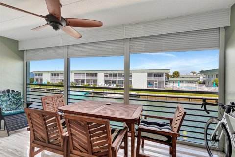 Condominio en venta en North Palm Beach, Florida, 2 dormitorios, 94.2 m2 № 1007539 - foto 20