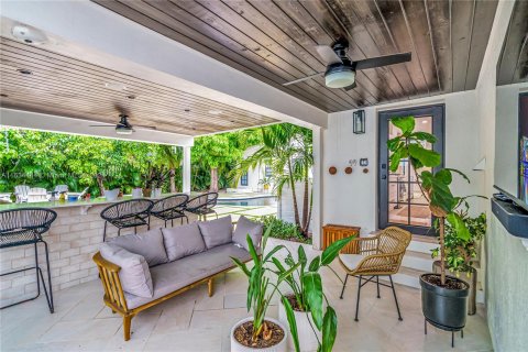 Casa en venta en Fort Lauderdale, Florida, 4 dormitorios, 241.82 m2 № 1294960 - foto 25