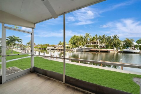 Copropriété à vendre à Hallandale Beach, Floride: 2 chambres, 97.55 m2 № 1294855 - photo 7