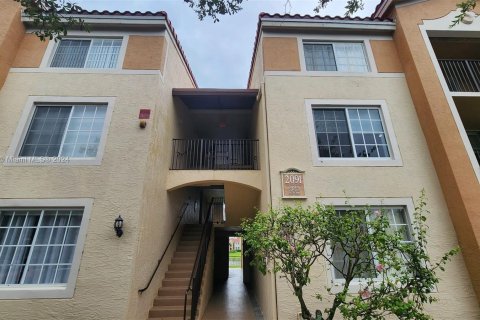 Condominio en venta en Miramar, Florida, 2 dormitorios, 89.74 m2 № 1309286 - foto 4