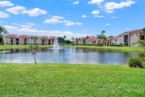 Condo in Miramar, Florida, 2 bedrooms  № 1309286 - photo 26