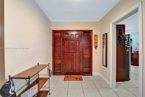 Casa en venta en Hollywood, Florida, 3 dormitorios, 182.74 m2 № 1309613 - foto 7