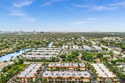 Condo in Pompano Beach, Florida, 1 bedroom  № 1227615 - photo 10