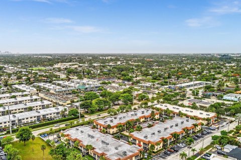 Copropriété à vendre à Pompano Beach, Floride: 1 chambre, 69.68 m2 № 1227615 - photo 9