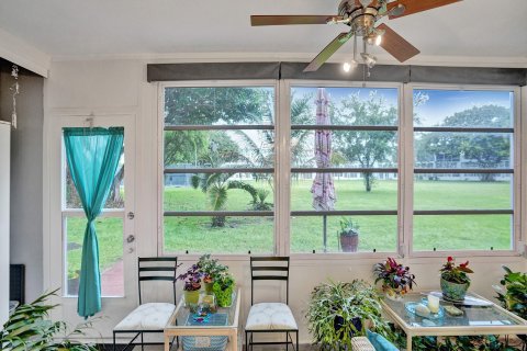 Condo in Deerfield Beach, Florida, 1 bedroom  № 1079585 - photo 4