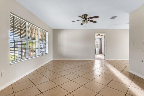 Casa en venta en Kissimmee, Florida, 4 dormitorios, 191.19 m2 № 959740 - foto 8