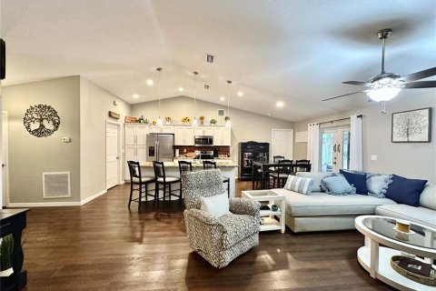 Casa en venta en Zephyrhills, Florida, 4 dormitorios, 153.29 m2 № 959738 - foto 21