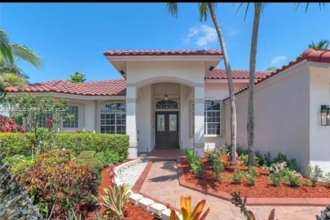 Casa en venta en Weston, Florida, 5 dormitorios, 341.51 m2 № 1171602 - foto 2
