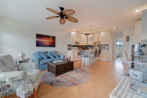 Condominio en venta en Boynton Beach, Florida, 1 dormitorio, 52.95 m2 № 1014095 - foto 20