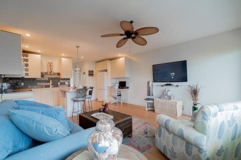 Condominio en venta en Boynton Beach, Florida, 1 dormitorio, 52.95 m2 № 1014095 - foto 19