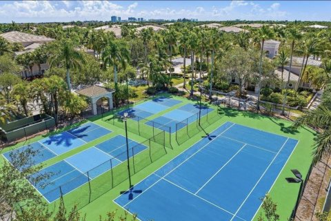 Condominio en alquiler en Palm Beach Gardens, Florida, 1 dormitorio, 65.22 m2 № 1014096 - foto 4