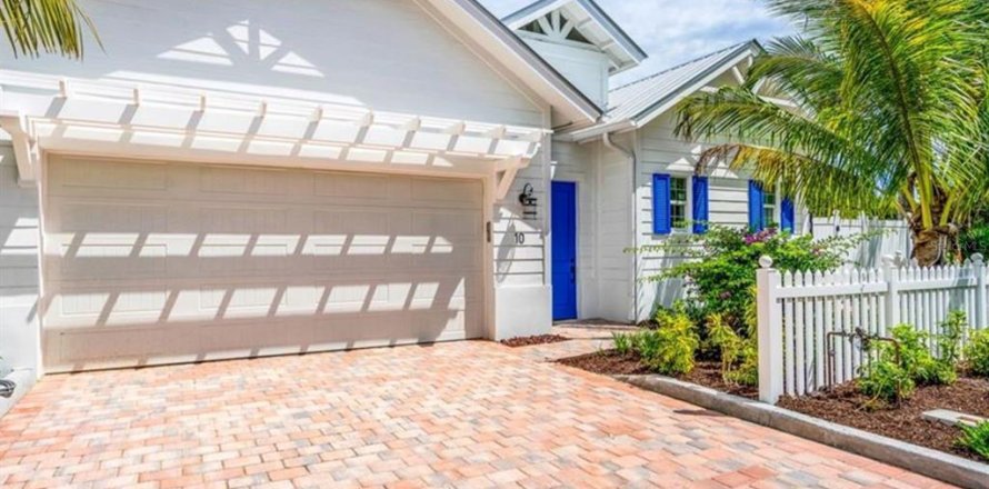 House in Vero Beach, Florida 3 bedrooms, 285.95 sq.m. № 1283454