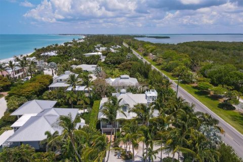 Villa ou maison à louer à Boca Grande, Floride: 3 chambres, 328.78 m2 № 567076 - photo 2