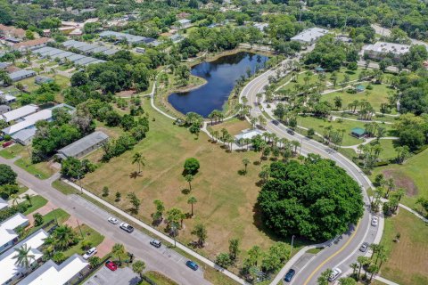 House in Jupiter, Florida 3 bedrooms, 134.15 sq.m. № 1186948 - photo 5