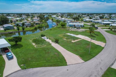 Terreno en venta en Englewood, Florida № 740827 - foto 5