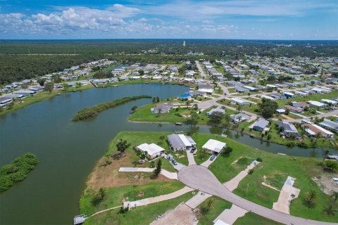 Terreno en venta en Englewood, Florida № 740827 - foto 8