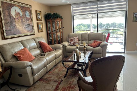 Condominio en venta en Pembroke Pines, Florida, 2 dormitorios, 120.31 m2 № 1009429 - foto 5