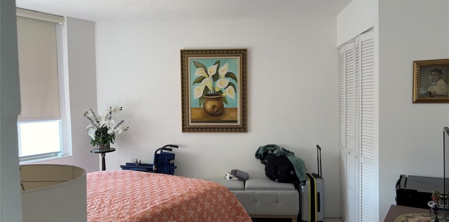 Condominio en Pembroke Pines, Florida, 2 dormitorios  № 1009429