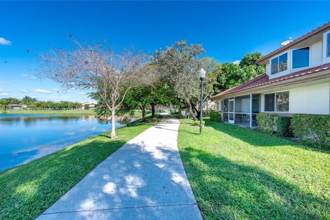 Condo in Plantation, Florida, 3 bedrooms  № 1229848 - photo 29