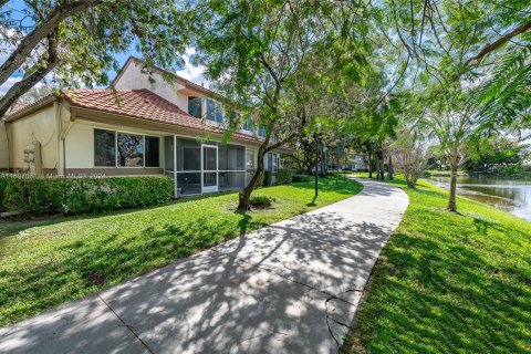 Copropriété à vendre à Plantation, Floride: 3 chambres, 139.73 m2 № 1229848 - photo 28